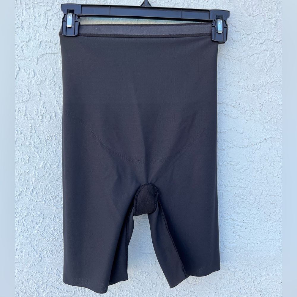 Wacoal High Waste Shapewear Shorts Black